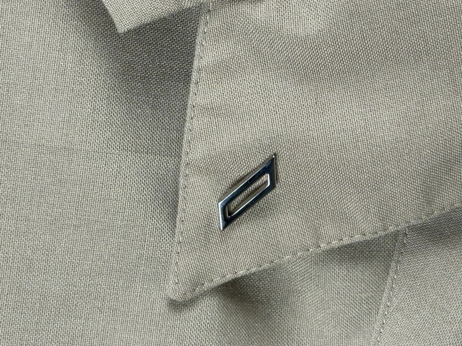 US Navy Khaki Uniform Shirt S Athletic Polyester/Wool Silver Collar Rank Pins