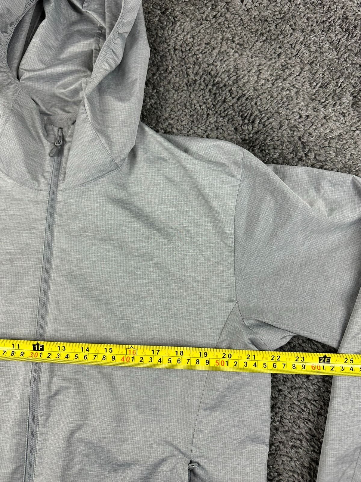 Uniqlo Men S Pocketable UV Protection Parka Jacket Gray Windbreaker Full Zip
