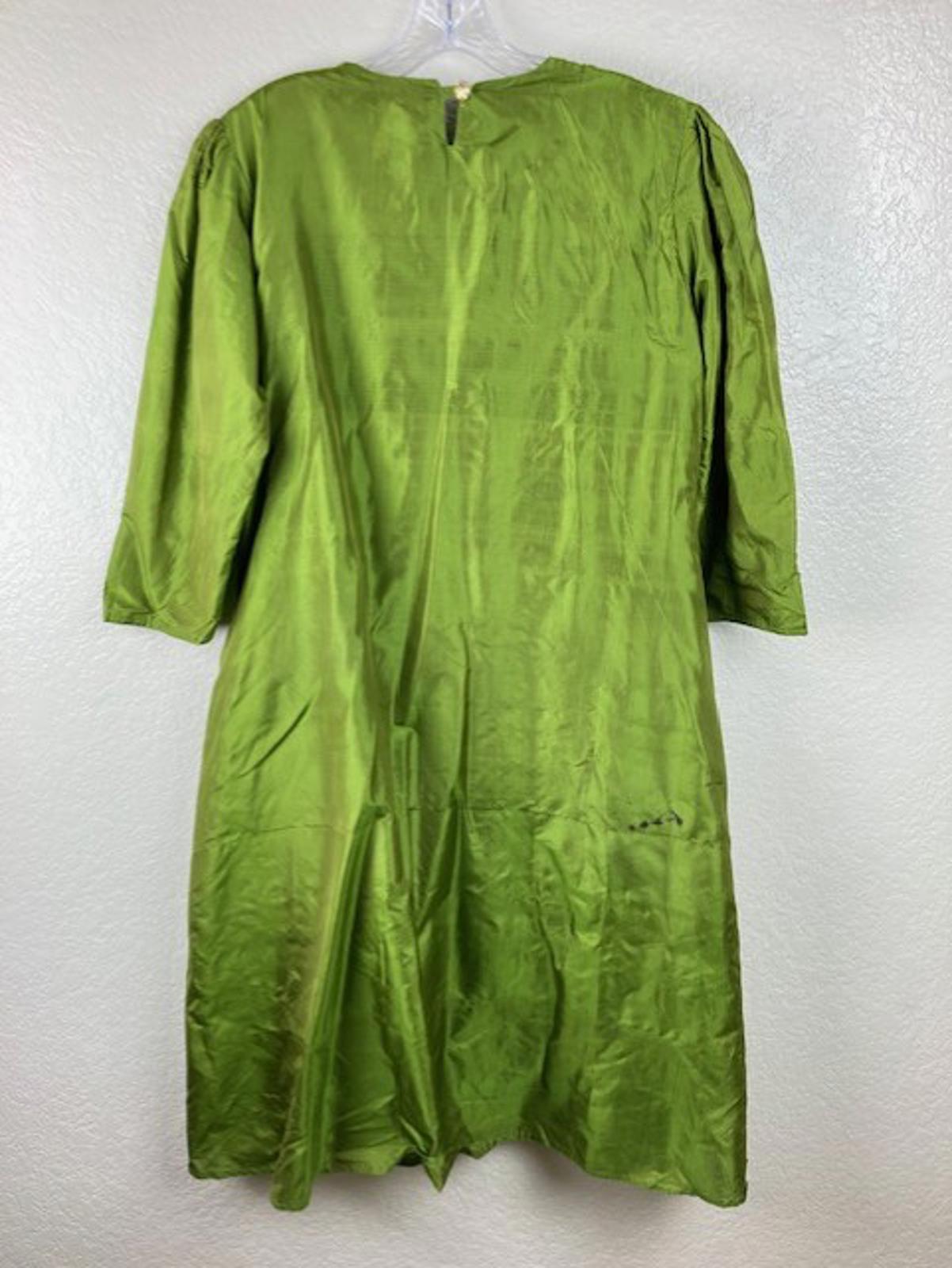 Women's Avocado Green 3pc Embroidered Lined Indian Kurta Pant Dupatta Set Sz L